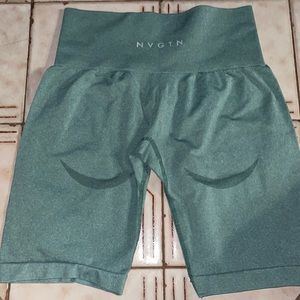 NVGTN Shorts M green